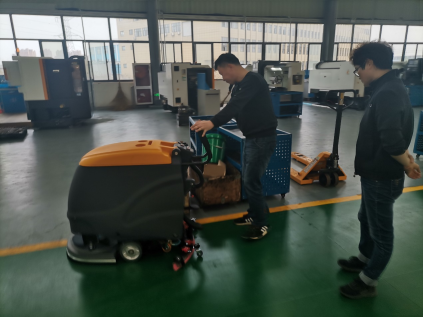  清潔設(shè)備廠家的洗地機(jī)清潔效果不理想怎么辦？